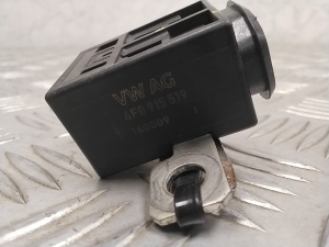  Battery fuse 