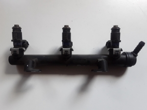   Common Rail Kraftstoffleitung und ihre Bauteile  - 04C133313AC 