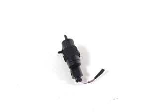 AUDI A6 C8 (2018–2025) Front windshield washer pump 8K9955647 - 2
