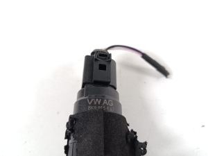 AUDI A6 C8 (2018–2025) Front windshield washer pump 8K9955647 - 3