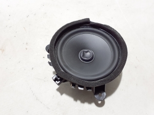  Rear side door speaker 