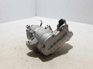 RENAULT Austral (2022–2026) A/C compressor 926003993R - 4