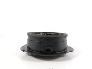 AUDI A4 B9 (2015–2026) Tagumise külgukse kõlar 8W5035411 - 2
