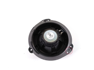 AUDI A4 B9 (2015–2026) Tagumise külgukse kõlar 8W5035411 - 4