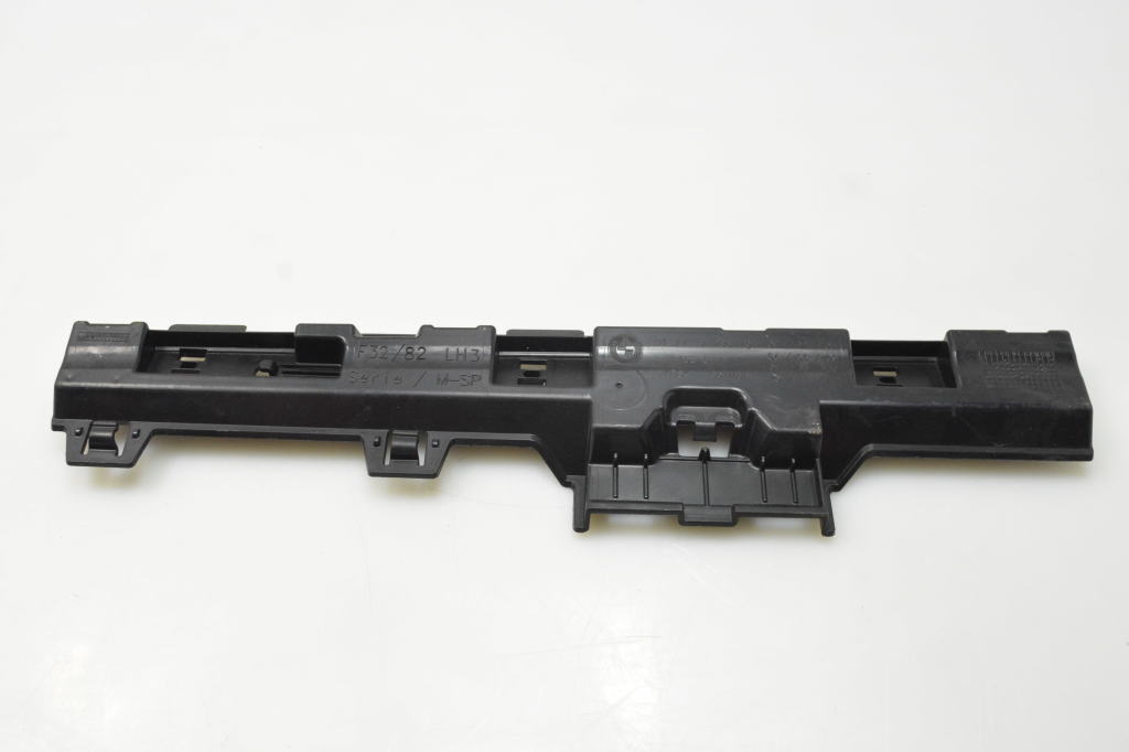 BMW 4 SERIES F32 (2013–2020) Halterung für Schwellerverkleidung außen 7285791 BMW 4 SERIES F32 (2013–2020) Halterung für Schwellerverkleidung außen 7285791