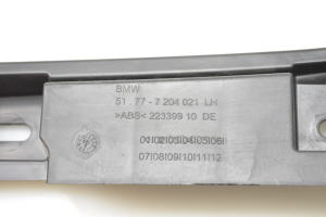 BMW 5 SERIES F10 (2010–2017) Välise aknalaua klamber 7204021 - 4