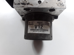 Hyundai i40 (2011–2026) ABS unit 58920-3Z910 - 2
