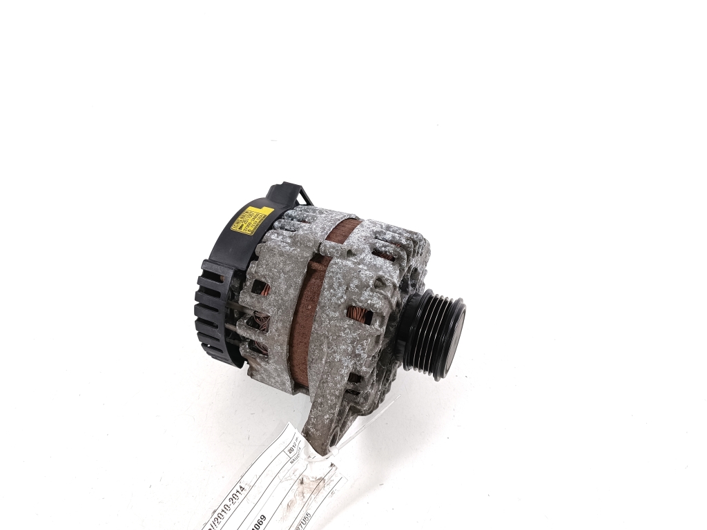 Kia Sportage (2010–2016) Lichtmaschine 373002A850