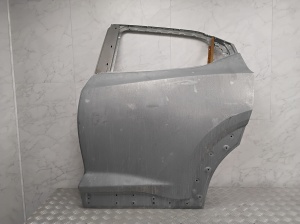 Rear side doors