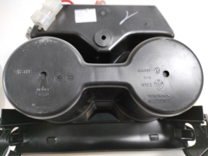 BMW X1 F48 (2015–2022) Getränkehalter 9292557 - 3