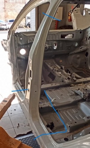 RENAULT Austral (2022–2026) Keskmine piilar 765011497R - 3