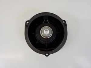  Rear side door speaker 