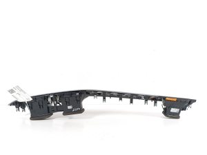 BMW X1 F48 (2015–2022) Dashboard trim 9347747 - 5