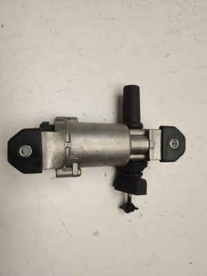 Mercedes Benz ML-Class 163 (1998–2005) Rear quarter window opening motor A1638201442 - 3