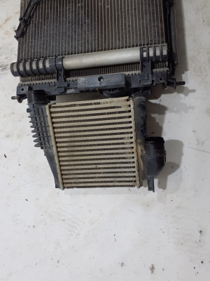 Peugeot 3008 (2016–2026) Radiator set and its parts - 2