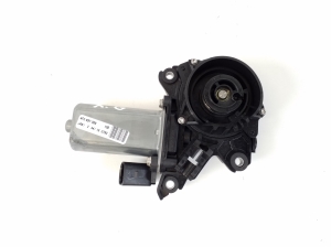AUDI A8 D4 (2010–2017) Tagumise külgukse servosulgur 4F0837059 - 2