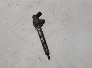  Fuel injector 