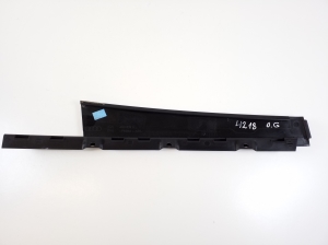 AUDI A8 D4 (2010–2017) Tagumise küljeukse liist 4H0839902 - 3
