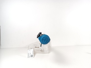 BMW X1 F48 (2015–2022) Front washer fluid reservoir 7331418 - 5