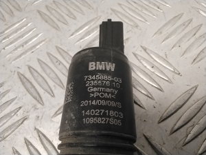 BMW 1 SERIES F20 (2010–2026) Front windshield washer pump 7345885 - 2