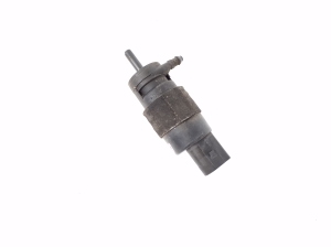 AUDI A8 D4 (2010–2017) Front windshield washer pump 1K5955651 - 3