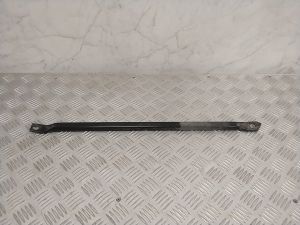 Other part under the hood - 77801R