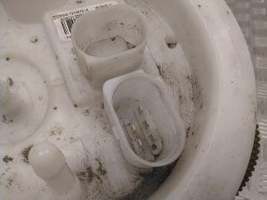 BMW 3 SERIES F30 (2011–2018) Kütusepump paagis 7243975 - 3