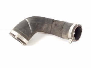 AUDI A8 D4 (2010–2017) Intercooler hose 4H0145738P - 3