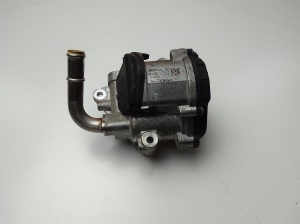  EGR valve 