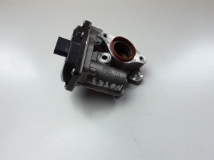  EGR valve 