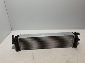  Intercooler radiaator 