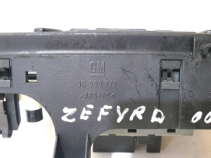 Opel Zafira A (1999–2005) Heater control panel 90589777 - 2