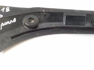 AUDI A8 D4 (2010–2017) Esiporitiiva muu osa 4H0823745C - 2
