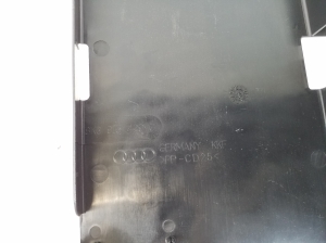 AUDI A8 D4 (2010–2017) Akumulatora pārsegs 8K0915429G - 3
