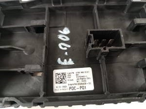 Mercedes Benz G-Class 463 (1990–2018) Drošinātāju kaste salonā A1669063901 - 3