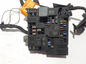  Fuse blocks 