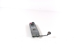 Mercedes Benz G-Class 463 (1990–2018) Antenas pastiprinātājs A4638203189 - 3
