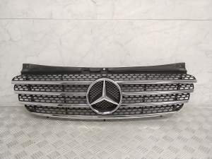   Front grille 