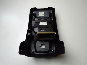 Ford Kuga III (2020–2026) Salona konsoles cita detaļa LV4BS045B72C - 3