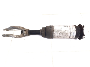   Stoßdämpfer vorne  - J8A2-3C285-AC 