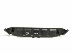 AUDI Q7 (2006–2015) Luftleitblech für den Kühler 4L0121285 - 3