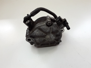 Ford Kuga III (2020–2026) Vaakumpump 9804021880 - 2