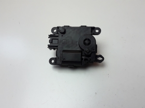 Ford Kuga III (2020–2026) Heater flap actuator AA1138004870 - 3