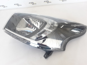 Opel Vivaro B (2014–2019) Headlight 260605859R - 3