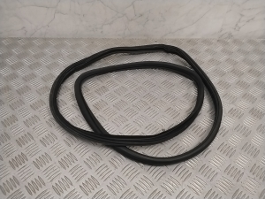  Rear fork sealing rubber 