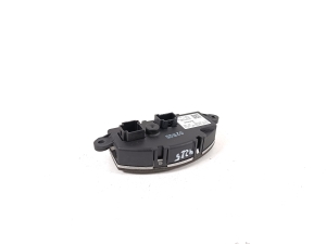 BMW X1 F48 (2015–2022) Cabin shoulder motor resistance 9377854 - 3