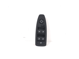   Priekšējo durvju stikla slēdzis  - 9297346 