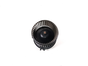   Heater blower motor  - 9297752 