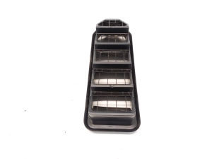 Land Rover Velar (2017–2026) Rear fender vent grille J8A2-280B62-AA - 2