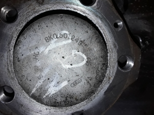  Rear hub 